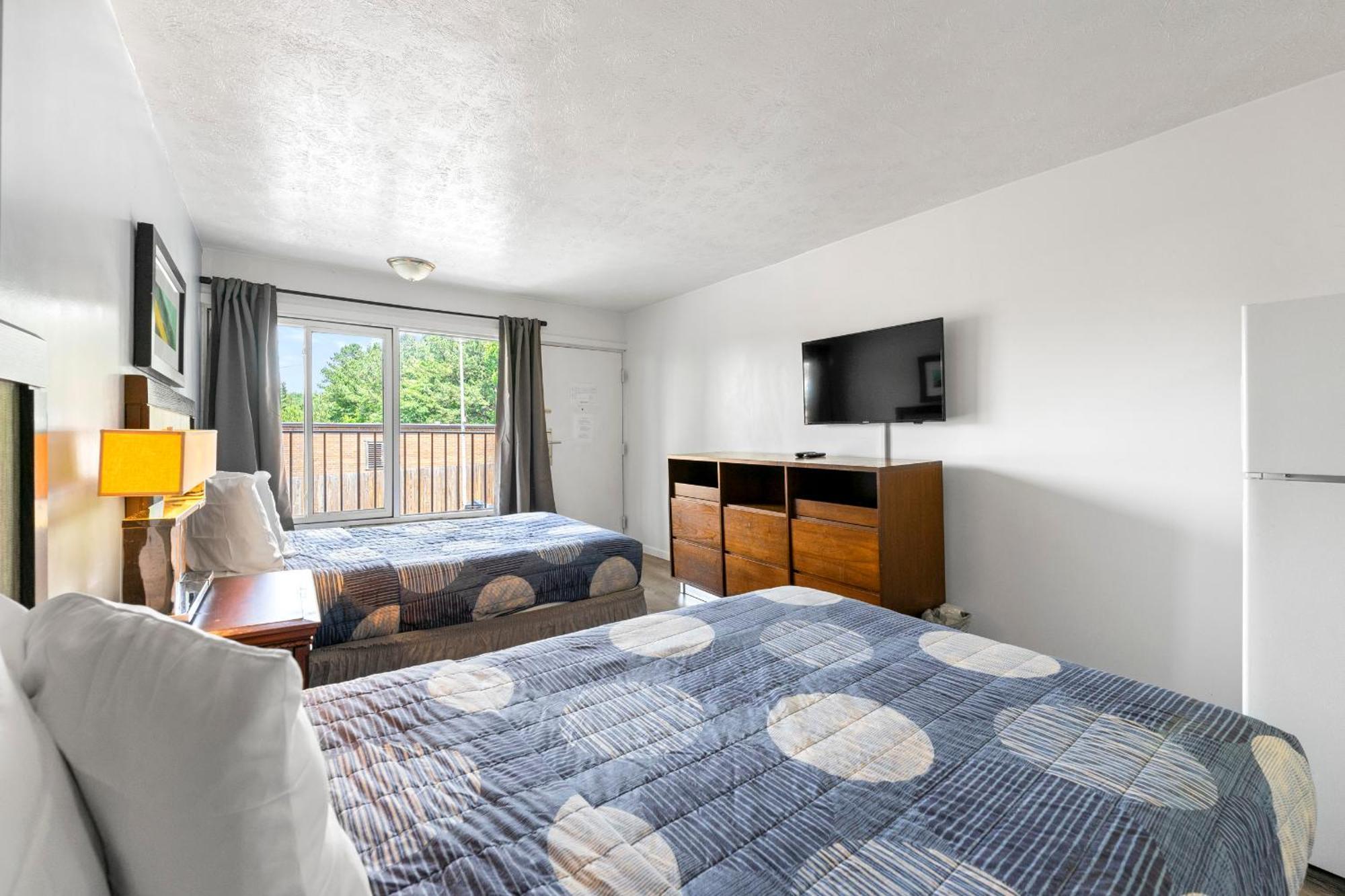 Budgetel Inn And Suites Lodge West Bagian luar foto